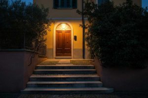 Garlasco, mistero sull'impronta 33: cosa si nasconde dietro la grattata con un bisturi sterile?