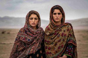 Il grido silenzioso delle donne afghane: la lotta di Entezar per la libertà
