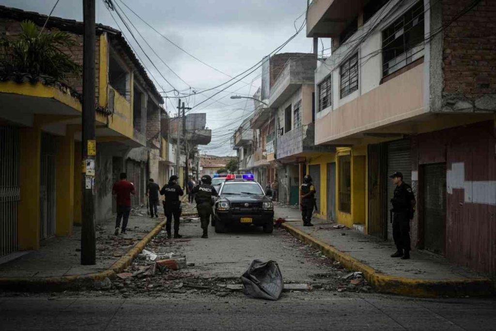 Colombia: l'ex gruppo Farc rivendica attacchi mortali e semina paura
