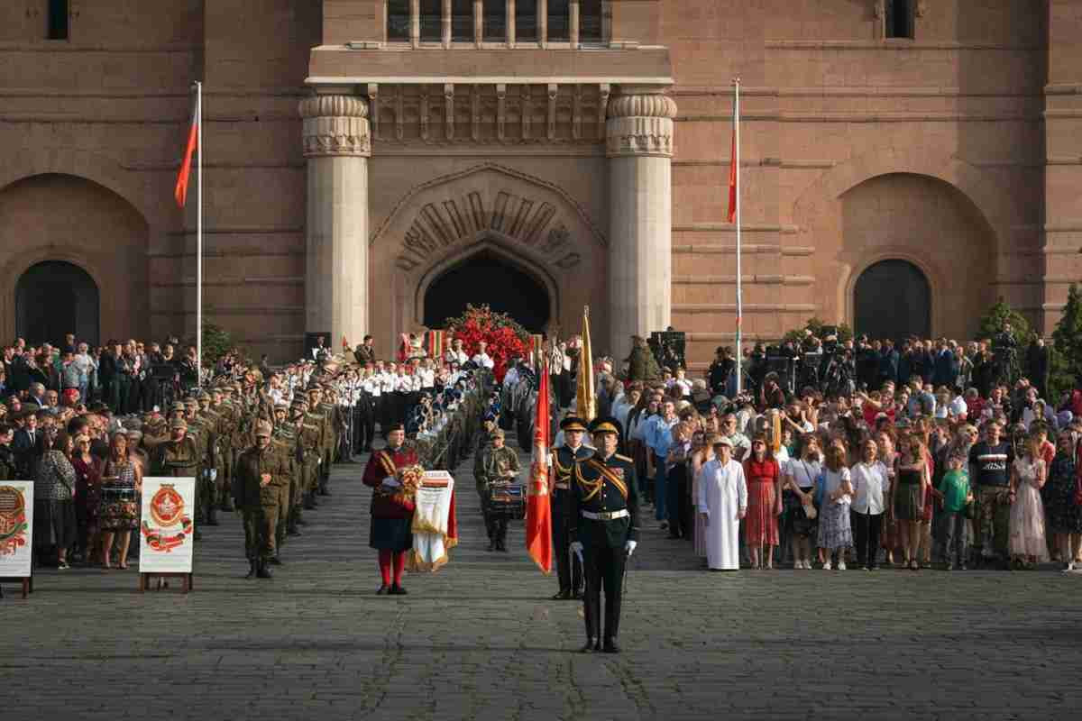 Frecce Tricolore e inno nazionale: un emozionante finale per il 2 giugno