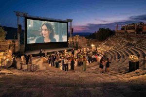 Geoffrey Rush incanta il Taormina Film Festival con la sua presenza straordinaria