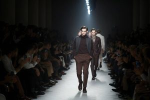 Giorgio Armani in convalescenza: Leo Dell’Orco prende il suo posto alle sfilate