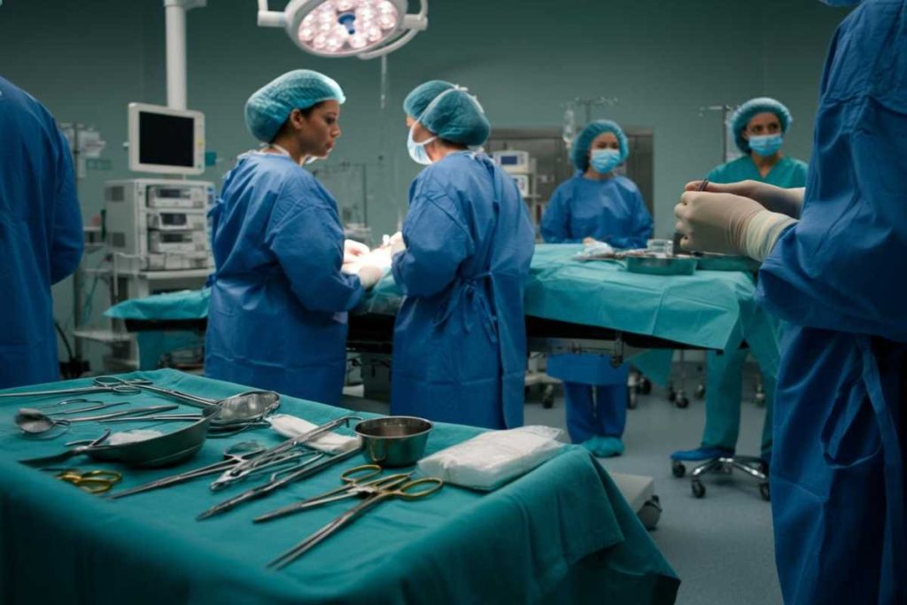 Insulti shock: il chirurgo di Tor Vergata e il video che ha scatenato polemiche