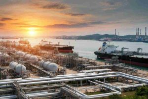 La guerra in Medio Oriente fa impennare i prezzi di petrolio e gas