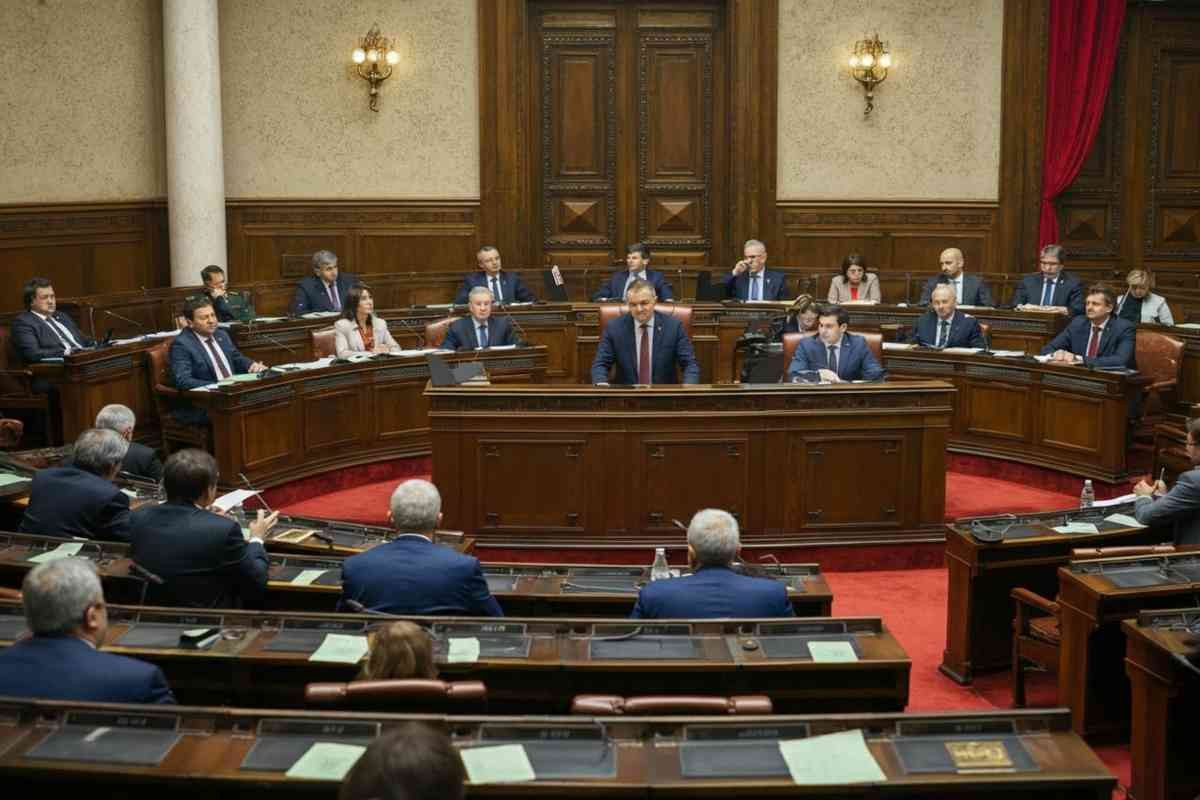 Meloni annuncia un aumento delle spese militari per proteggere l'Italia