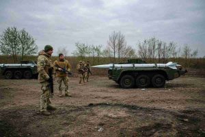 Missile russo devasta base di addestramento: 12 soldati uccisi a Kiev