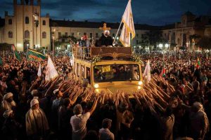 Papa Leone XIV e il sorprendente legame con i fedeli: tra bagni di folla e discorsi senza carezze