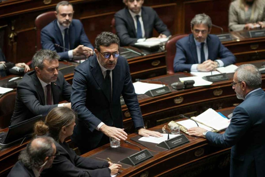 Paragon accusa il governo: il mistero dello spionaggio di Cancellato e il confronto con il Watergate italiano