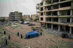 Raid a Gaza: 12 vittime in un attacco su una tenda di rifugiati