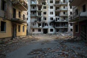 Raid russi nel Donetsk: tre morti e due feriti in un attacco devastante