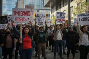 Scontri a Los Angeles: la tensione sale con le nuove proteste