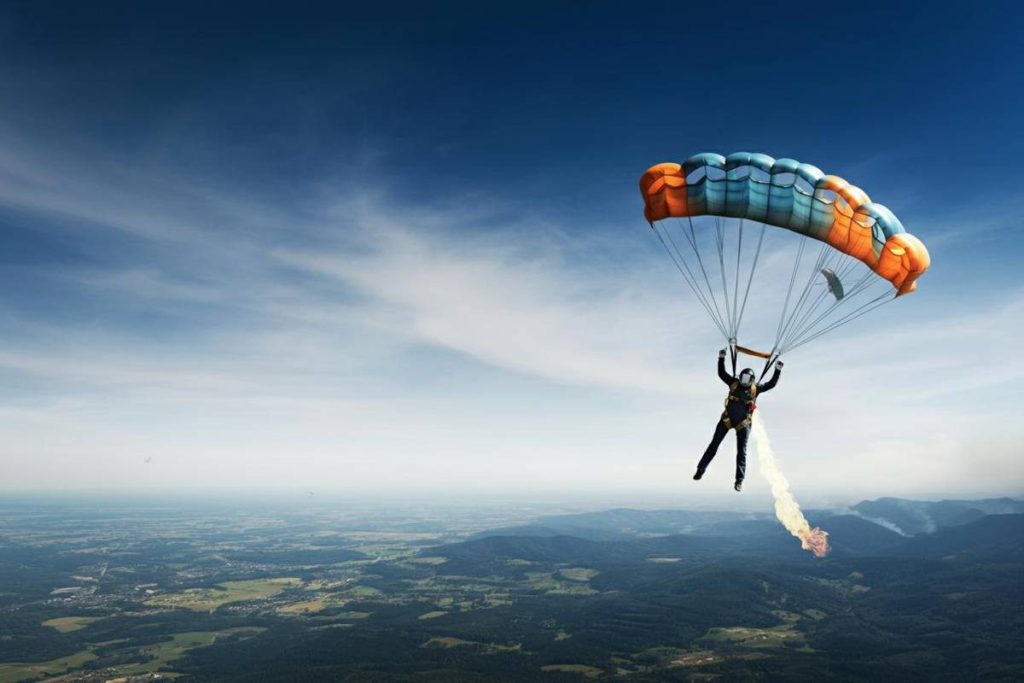 Tom Cruise entra nel Guinness dei primati con un'acrobazia da brivido in Mission Impossible