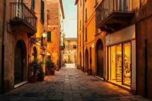 Tragedia a Molfetta: una giovane perde la vita nel tentativo di rientrare in casa dal balcone