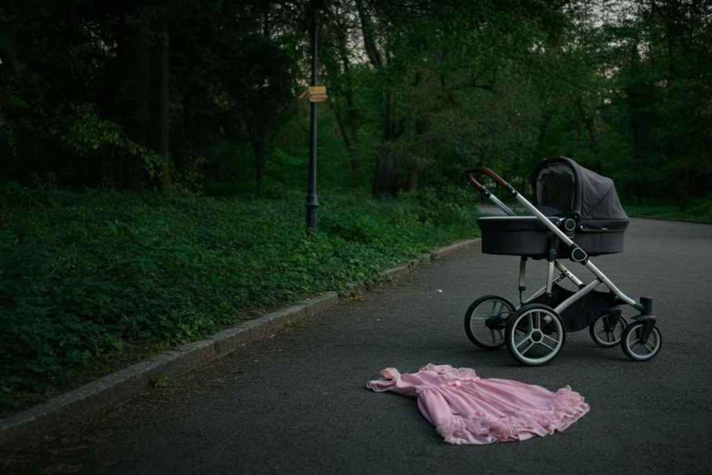 Villa Pamphili: la fuga all'estero di un uomo e il mistero di due cittadine americane