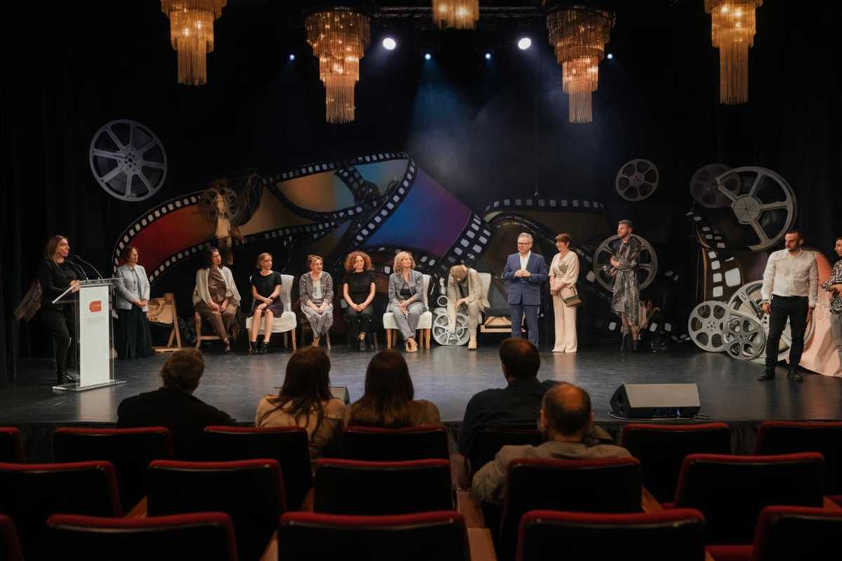 Anna Foglietta riceve un premio per il suo impegno nella lotta contro la violenza sulle donne