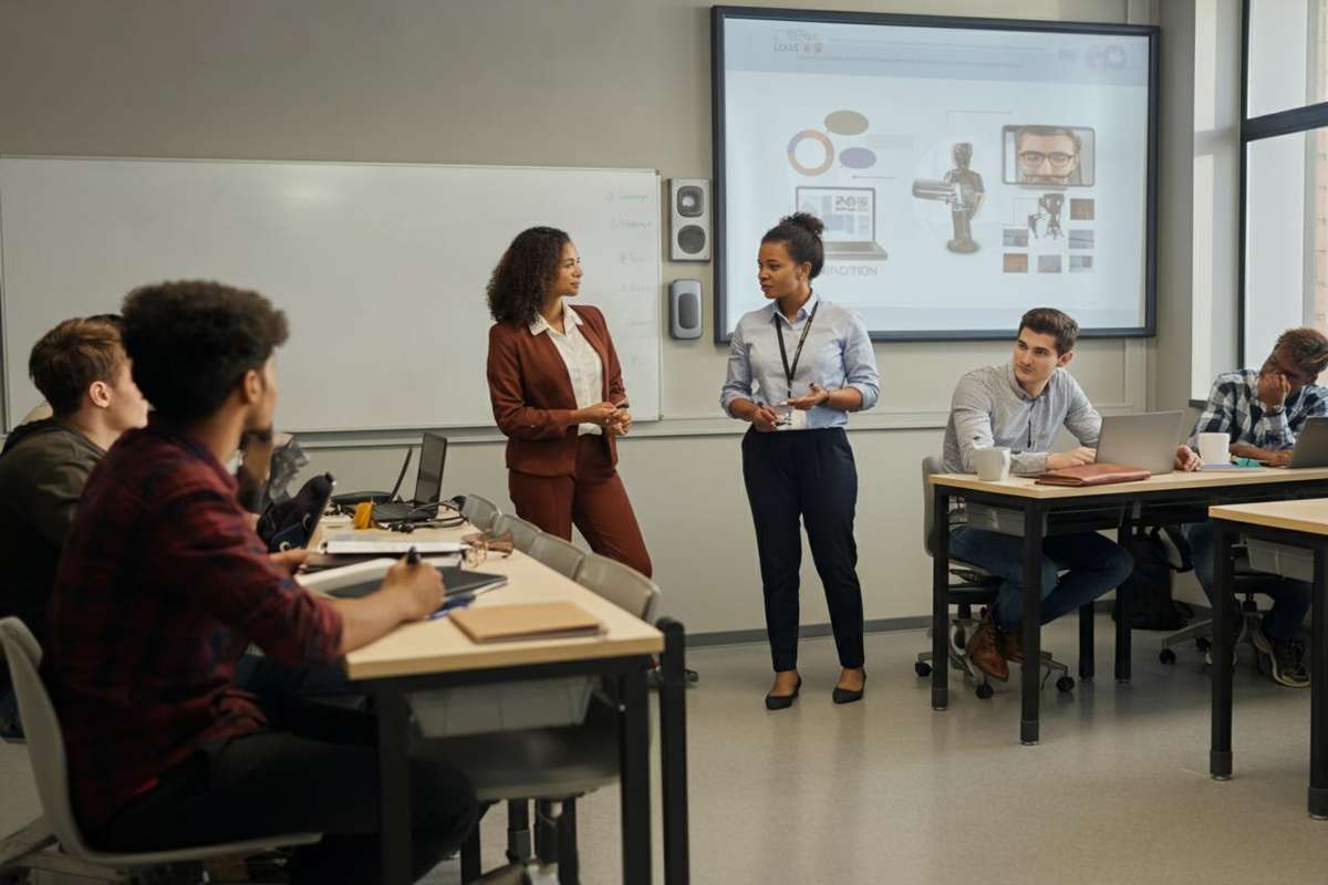 Assolavoro: come le agenzie per il lavoro possono rivoluzionare l'orientamento scolastico