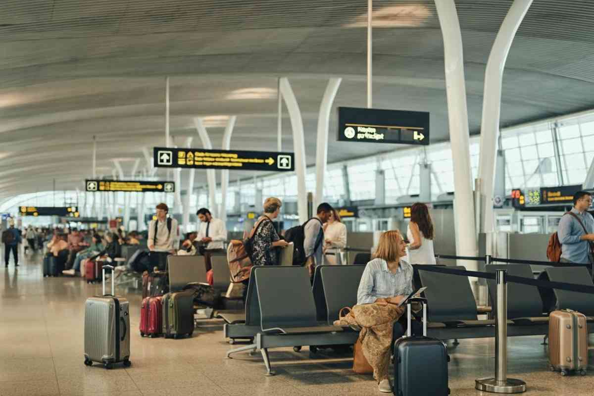 Enac annuncia la fine dei documenti per imbarcarsi su voli nazionali e Schengen
