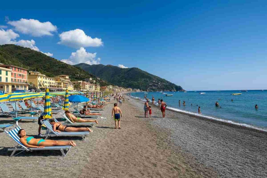 Incontro con il commissario Tsitsikostas: Assobalneari Italia affronta la direttiva Bolkestein