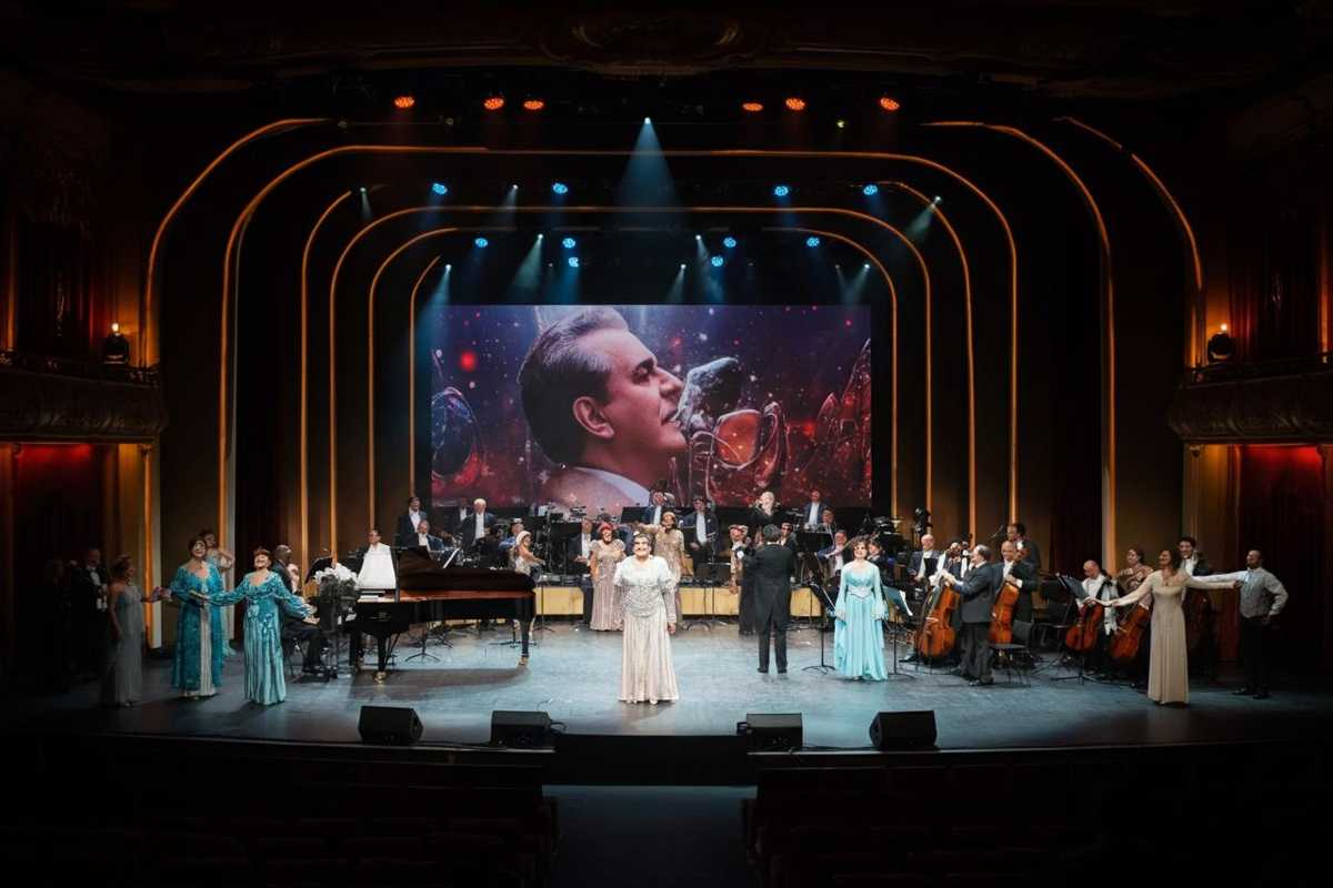 Pavarotti rivive nel musical: la bioplay di Michael Gracey in arrivo