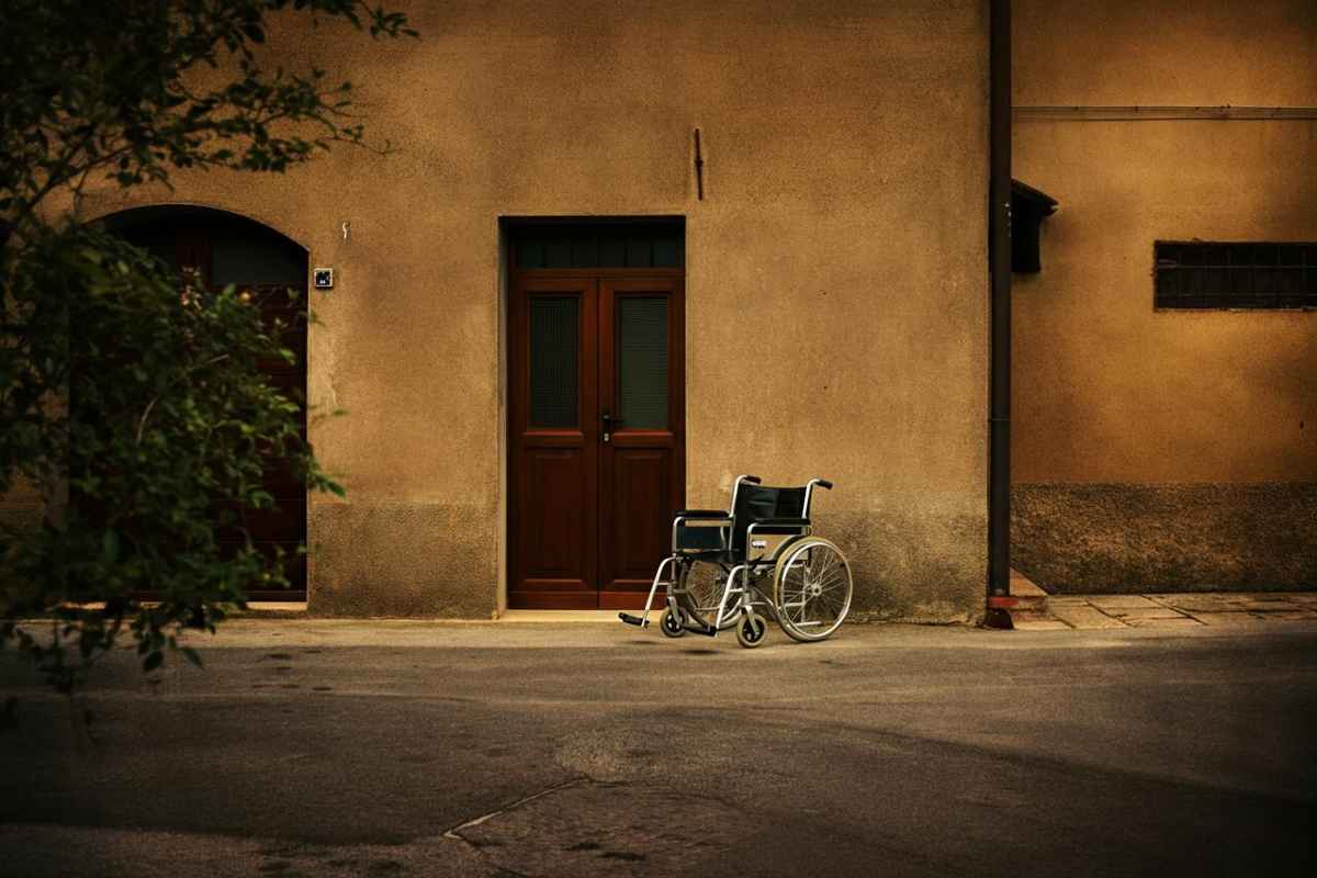 Tragedia a Lodi: anziano uccide la moglie disabile e tenta il suicidio