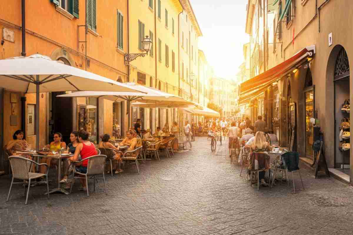 Crescita dei servizi in Italia: l'indice Pmi raggiunge 52,3 e il composito si attesta a 51,5