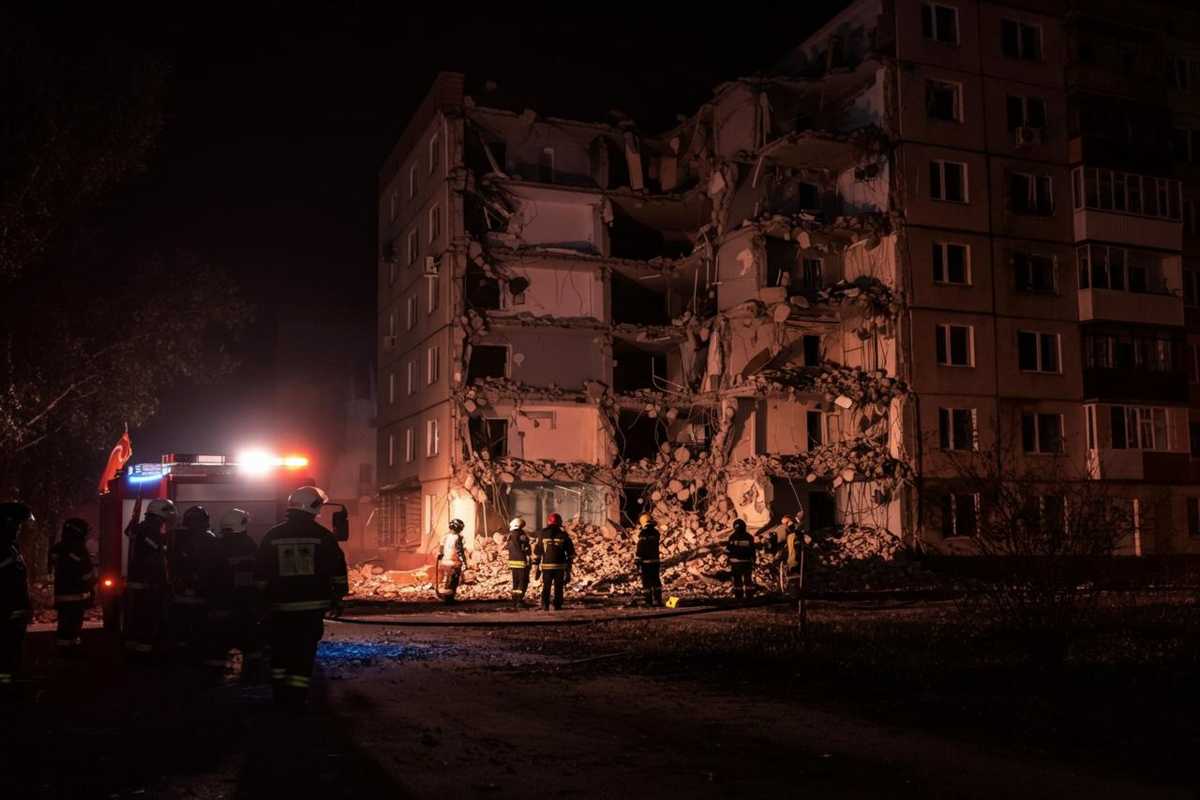 Kiev sotto attacco: il bilancio delle vittime sale a tre