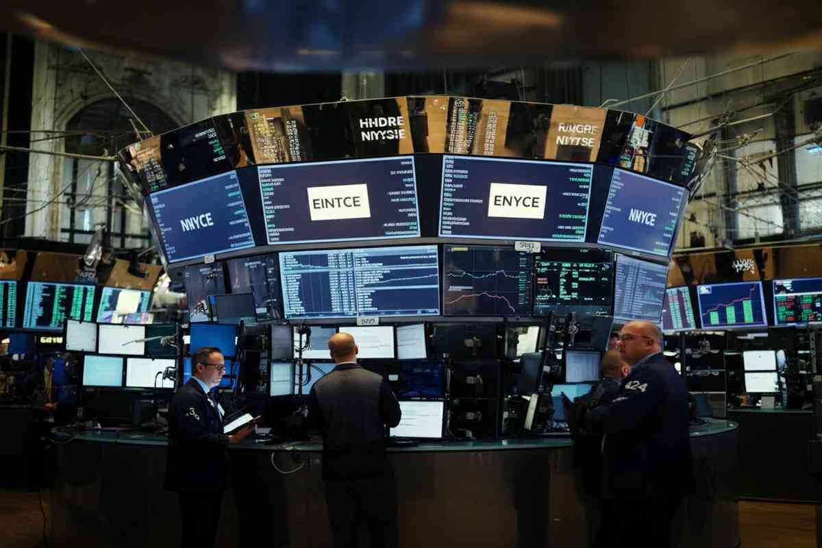 Milano in difficoltà mentre Parigi e Madrid affondano: cosa sta succedendo in Borsa?