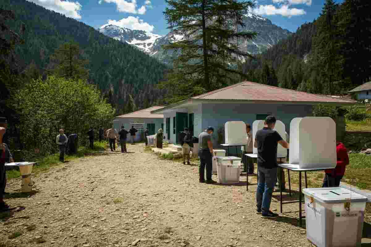 Valle d'Aosta: affluenza alle regionali sorprende con un 62,98%