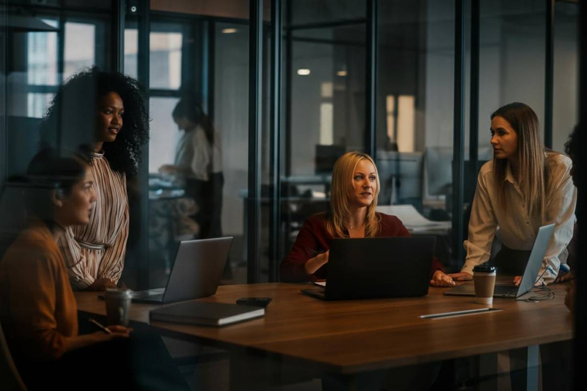 Donne come risorsa strategica: il monito di Forlani sull'emergenza del gender gap