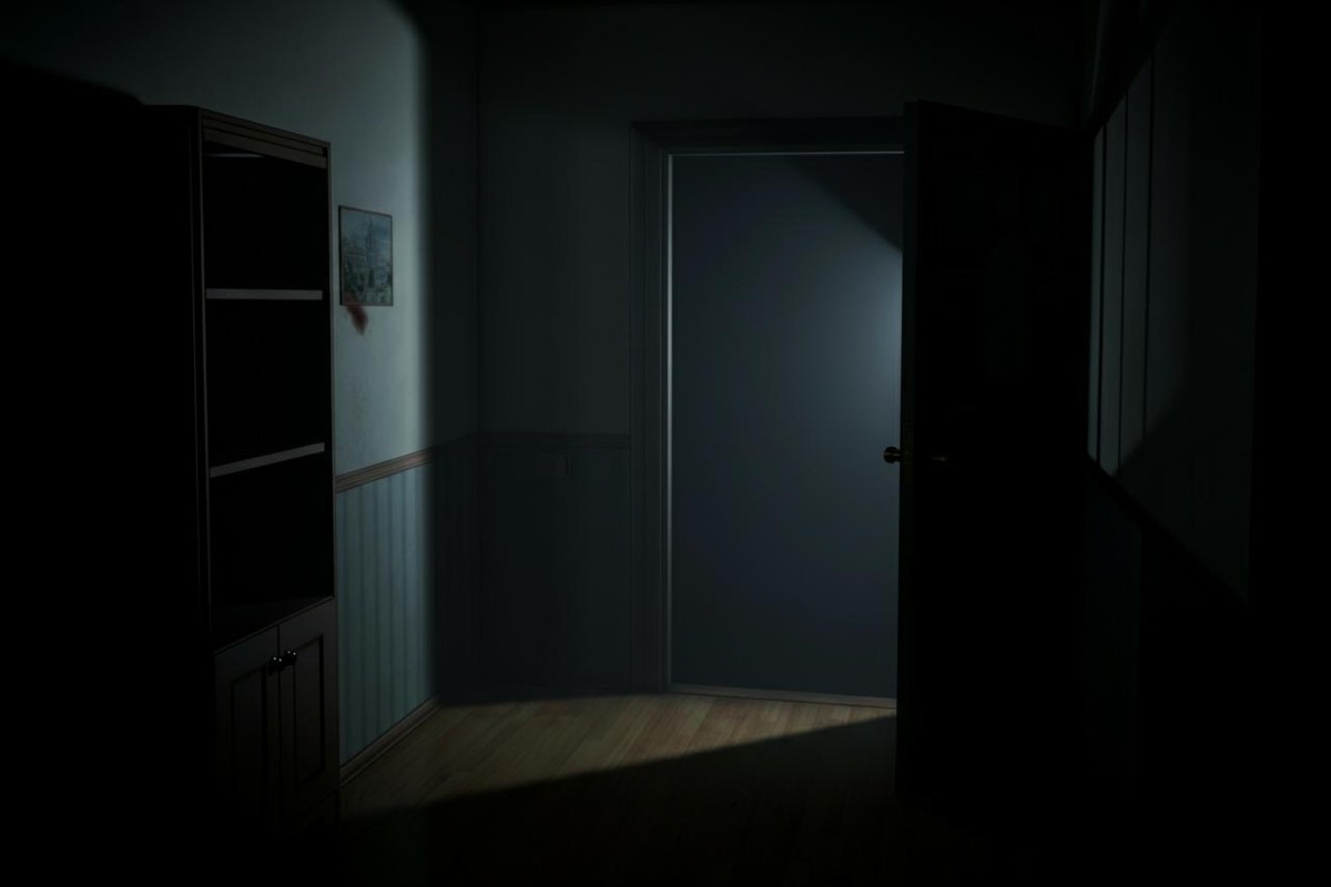 La sorprendente trappola del marito geloso: rapine dall'armadio di una finta escort