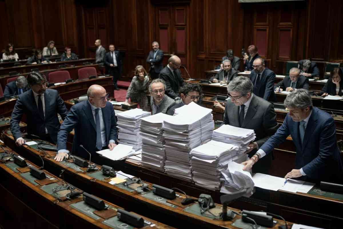 Manovra fiscale: 137 articoli tra Irpef e rottamazione delle cartelle