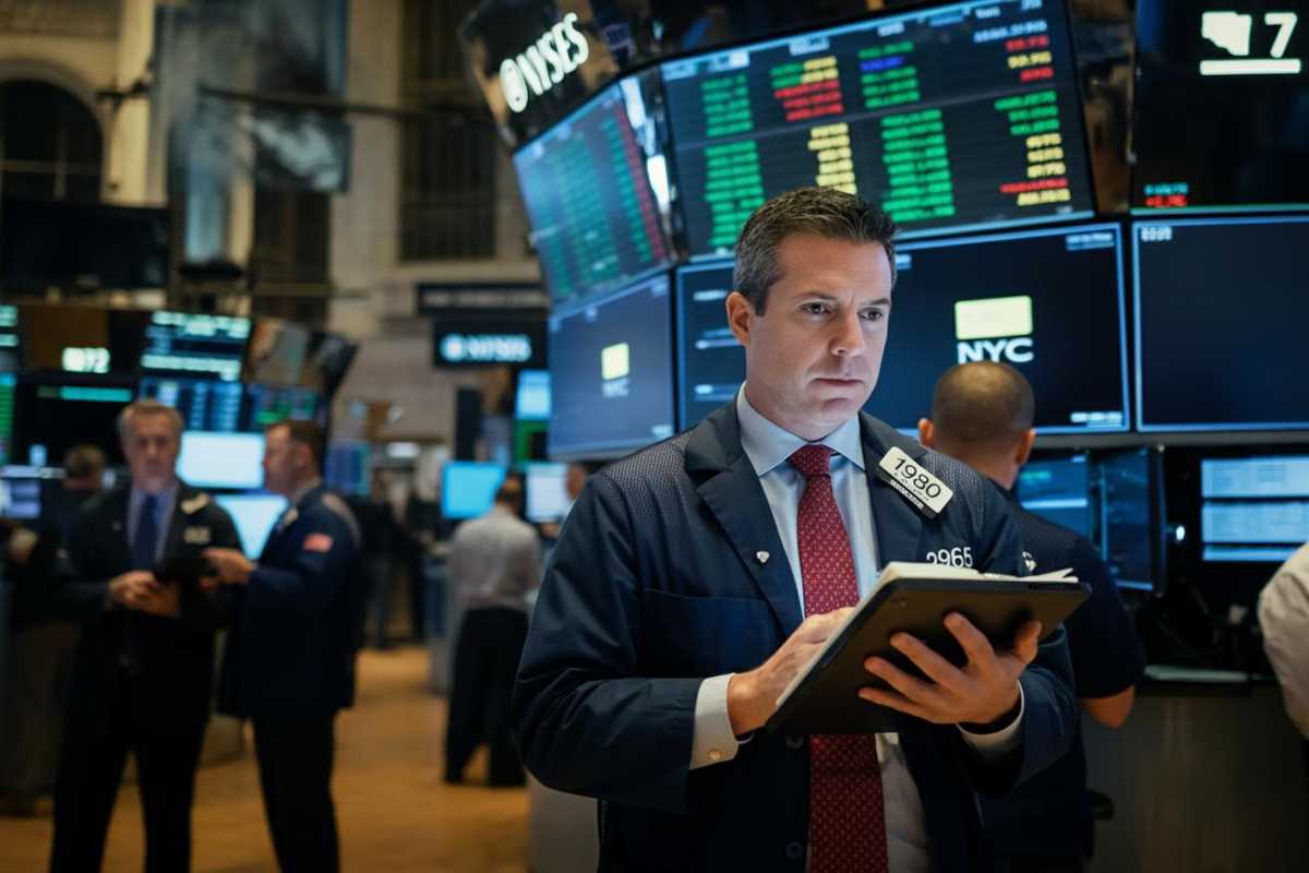 Milano in crescita: Mps e Unipol volano, Campari in calo