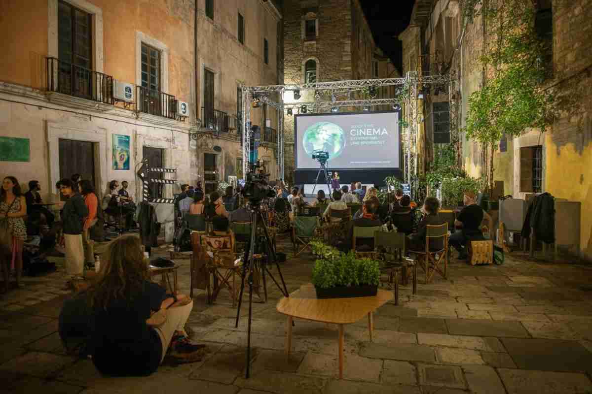Scopri il talento emergente al Movievalley Fest di Bologna: un viaggio nel mondo dei cortometraggi internazionali