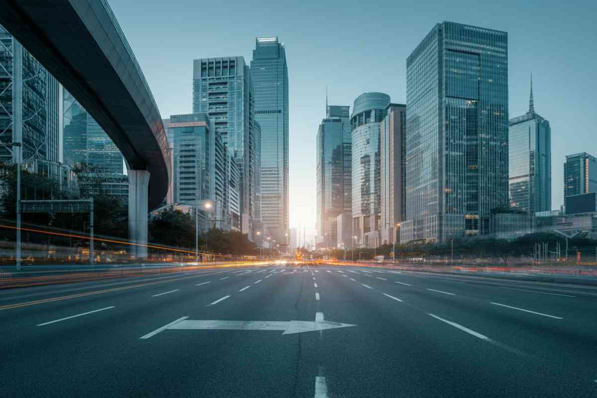 Hong Kong in rialzo: Borsa apre con un guadagno dello 0,73%