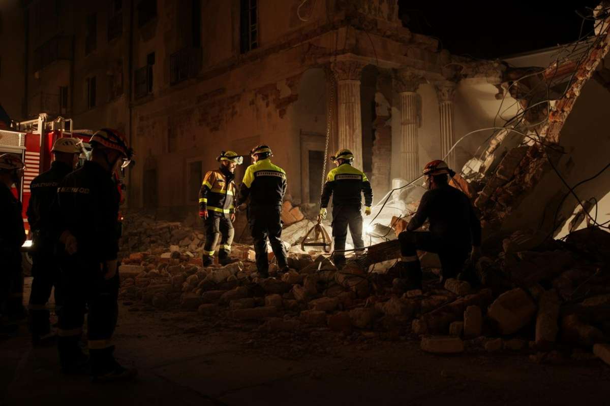 Il drammatico salvataggio alla Torre dei Conti: la testimonianza del soccorritore Octay Stroici