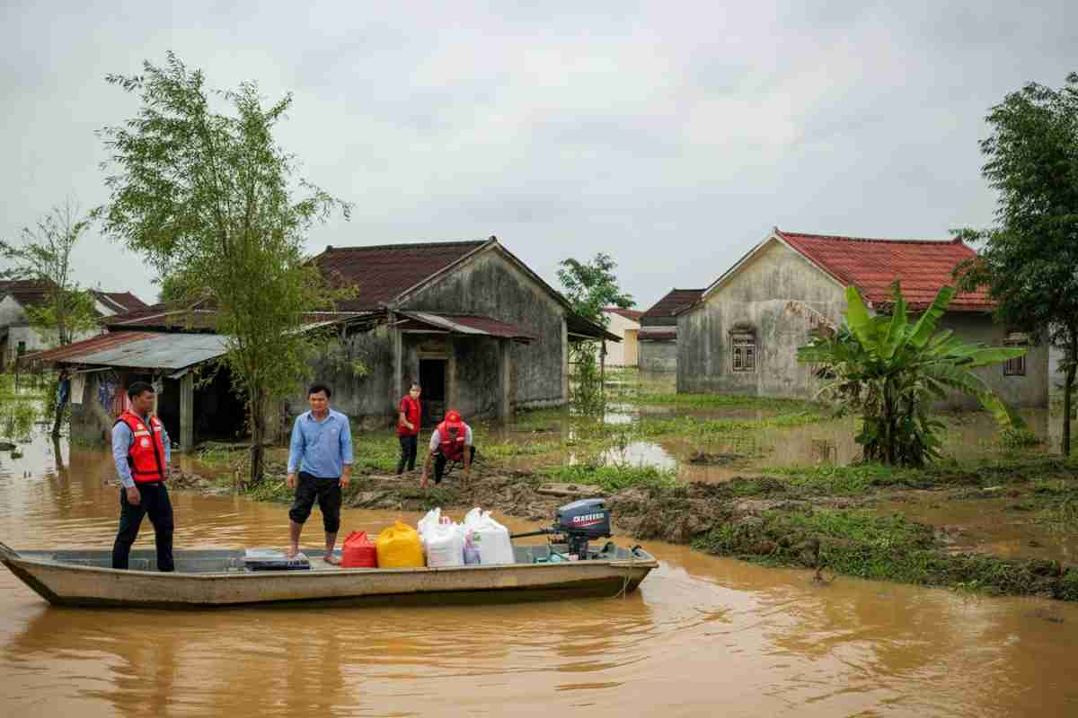 Inondazioni in Vietnam: il bilancio delle vittime raggiunge i 90 morti
