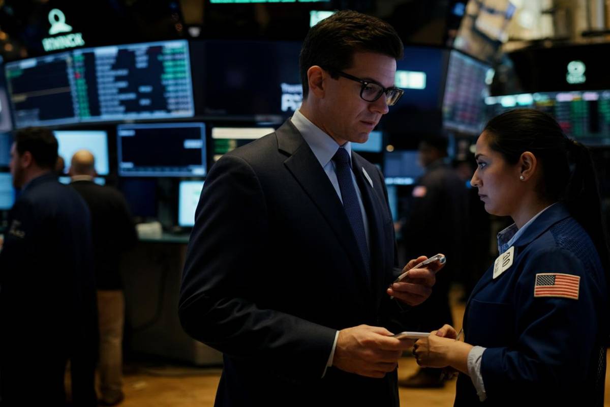 Milano in calo: Nexi trascina il listino verso il basso con un -0,3%