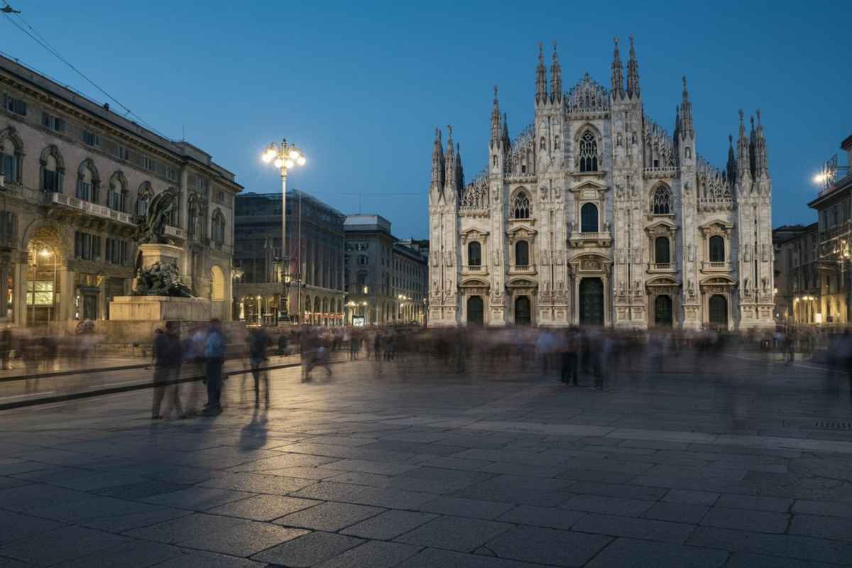 Milano in lieve calo: focus su Tim e Intesa tra le vendite