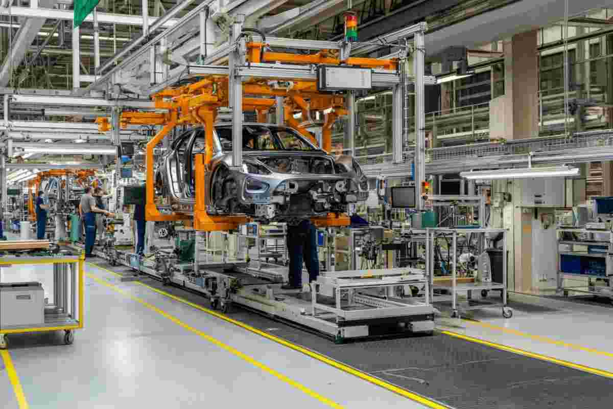 Tronchetti: l'elettrico in Italia, un suicidio quasi perfetto?