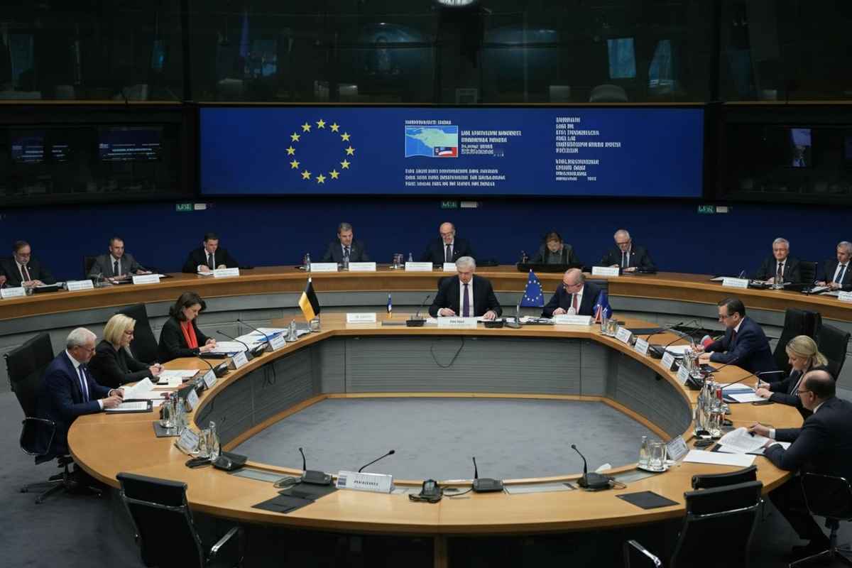 Zelensky al centro del dibattito Ue: nessuna decisione senza Kiev