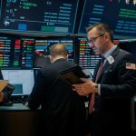 Euro in equilibrio con il dollaro a 1,173 mentre lo yen guadagna terreno