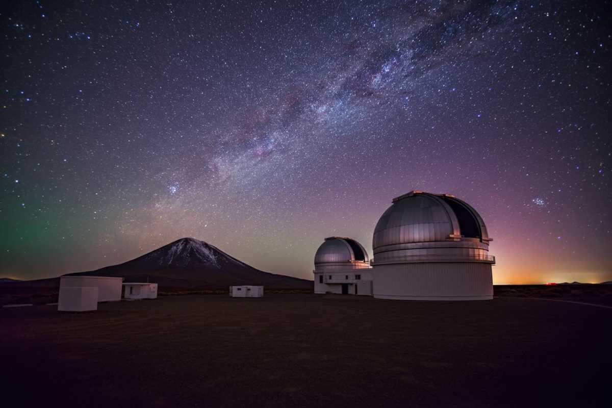 Il cielo più buio del mondo è in pericolo: l'allerta degli astronomi