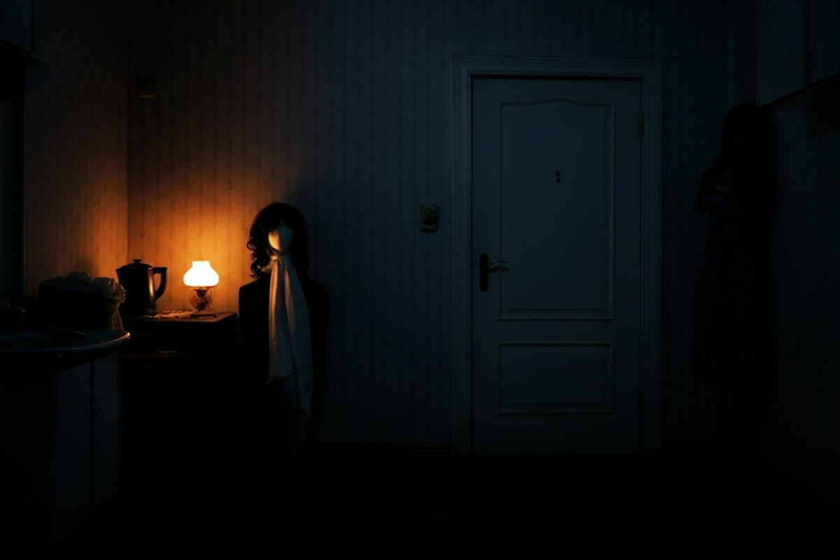 La verità di un uomo che ha tenuto la salma della madre in casa: «Non è per la pensione»