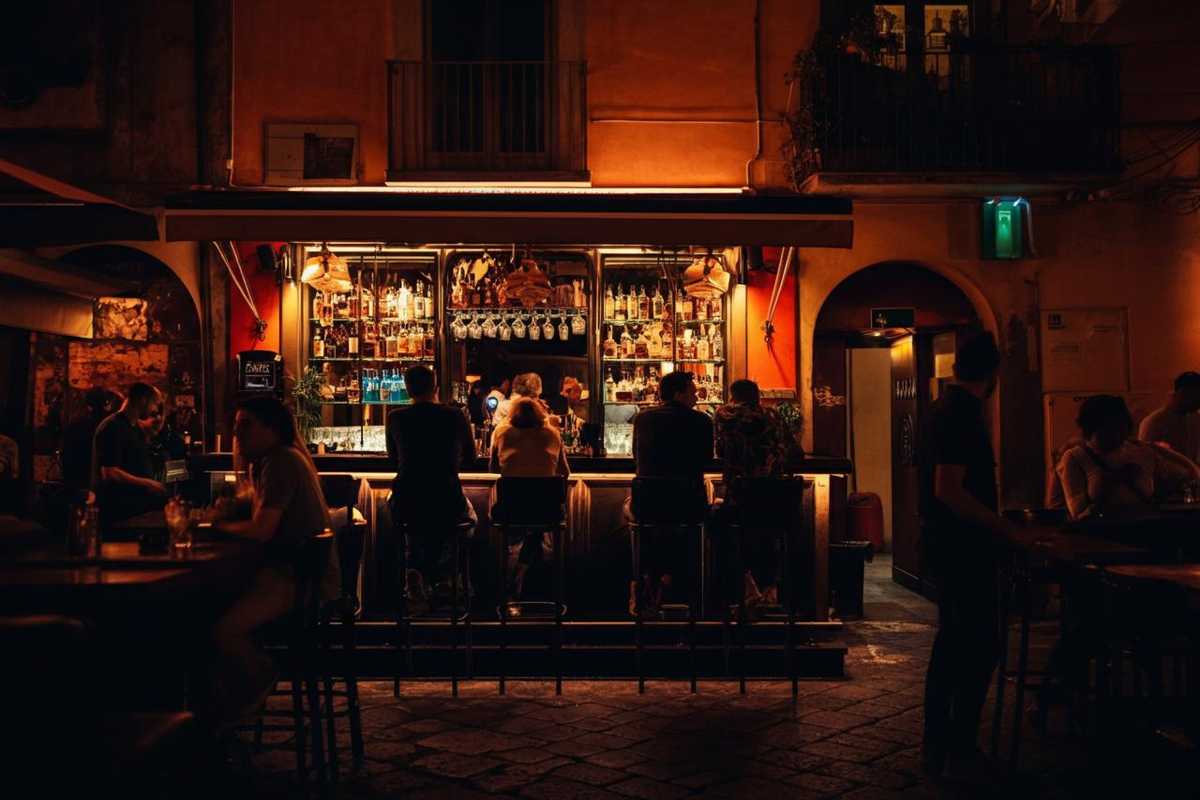 Controlli intensificati nei locali italiani: come evitare problemi dopo Crans-Montana