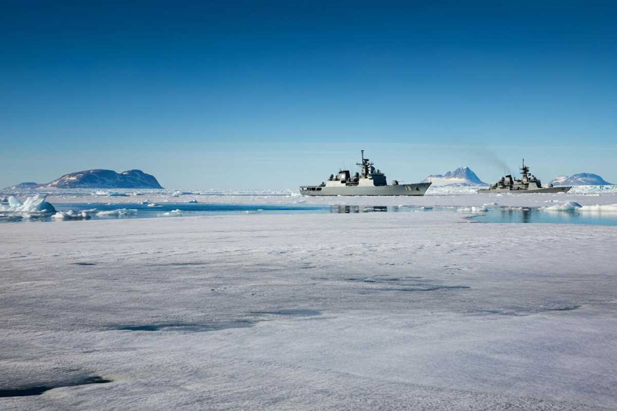 Danimarca intensifica la sua presenza militare in Groenlandia: un cambio strategico nel Artico