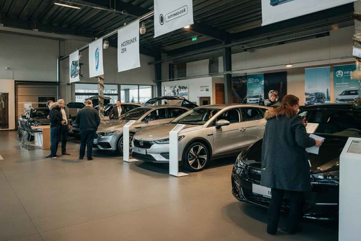 Il mercato dell'auto europeo chiude il 2023 con un sorprendente +2,4%