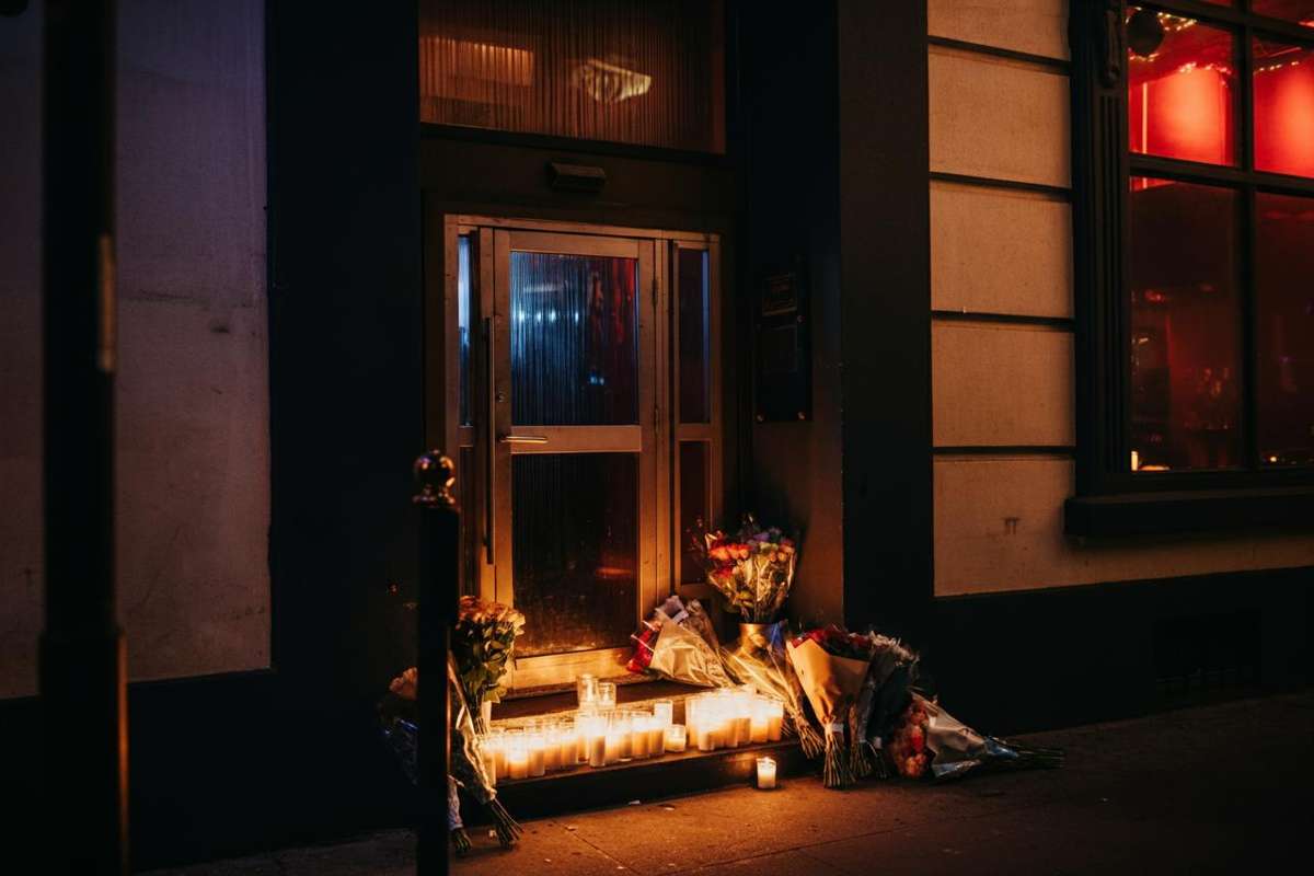 Jacques Moretti rivela: «I pannelli sul soffitto di Crans-Montana forse erano imbevuti d’alcol»