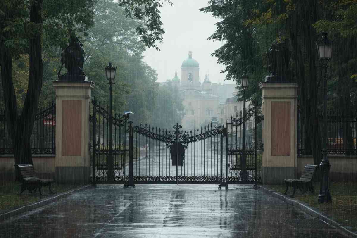 Roma sotto l'allerta meteo: parchi e cimiteri chiusi per l'Epifania tra temporali e nevicate