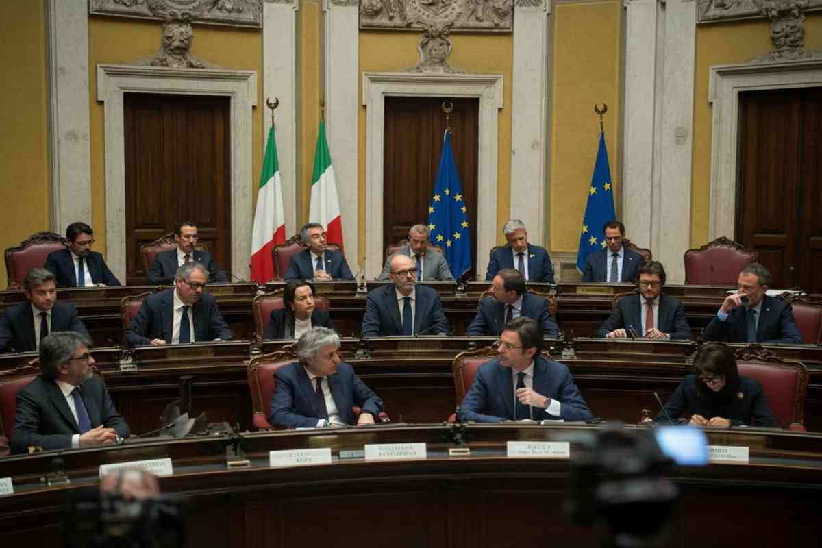 Schlein difende la Groenlandia: Meloni doveva essere più chiara