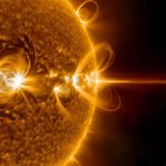 Brillamenti solari: il potere delle piccole perturbazioni che scatenano valanghe di energia